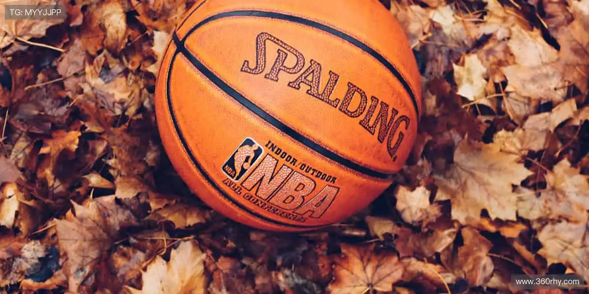 🏀实时数据加持,解读比赛新视角!